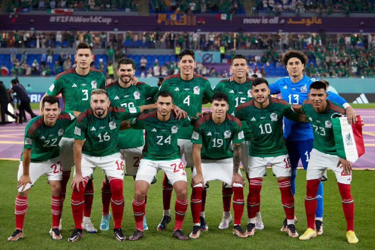 墨西哥vs波兰共计多少黄牌